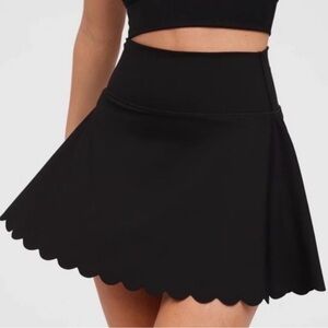 OFFLINE by Aerie Black High-Rise Scalloped Edge, Lined Athletic Skort SIZE M